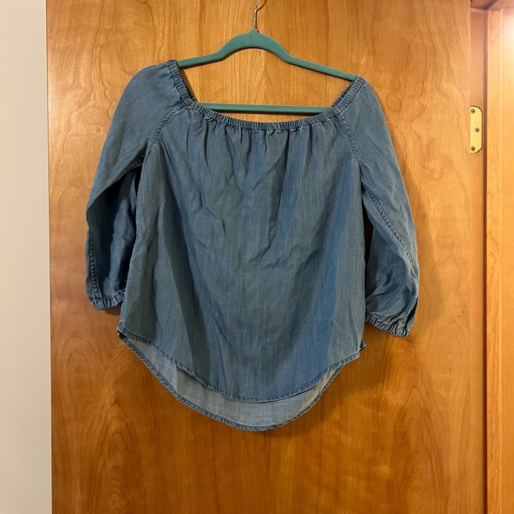 Vineyard Vines Martinique Off The Shoulder Chambray Blue Top Size 2 MSRP $88 NWT - Picture 6 of 8